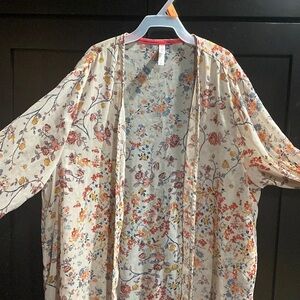 Xhilaration Floral Women’s Medium Kimono Cover up Cardigan Lace Hem